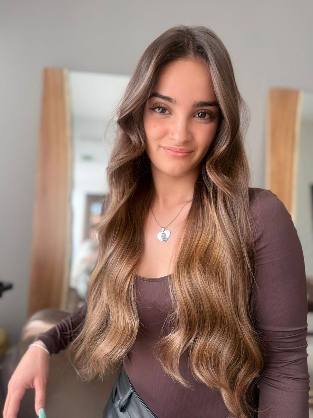 Castanho areia com mechas suaves